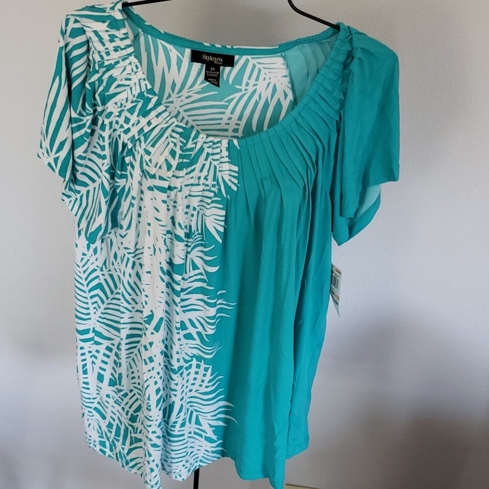 Style & Co Short Sleeve Aqua tropical top 2X NWT